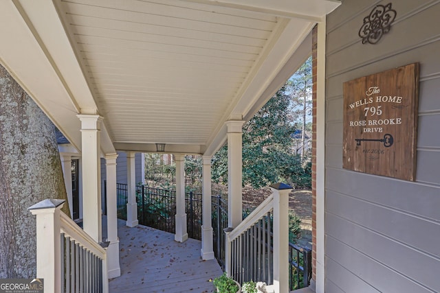 view of patio featuring covered porch