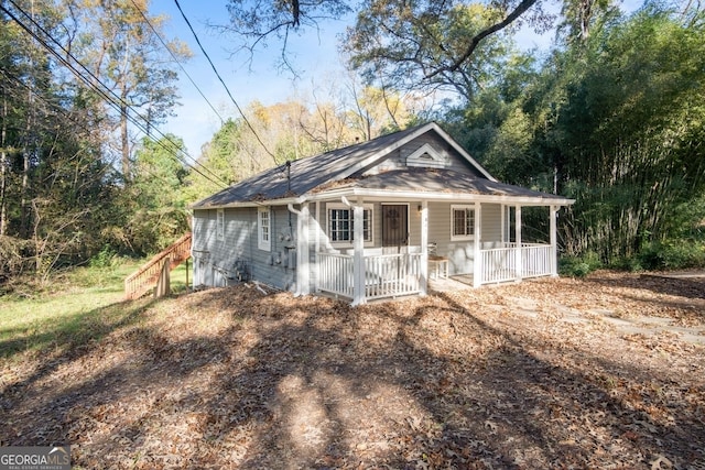 view of front of home featuring a porch