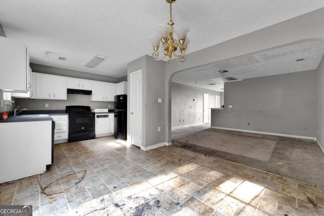 kitchen featuring white cabinets, black appliances, a textured ceiling, and an inviting chandelier