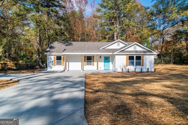 view of front of home with a porch