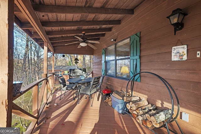 deck with ceiling fan