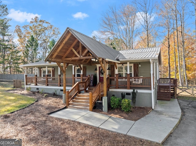 view of front of home featuring covered porch