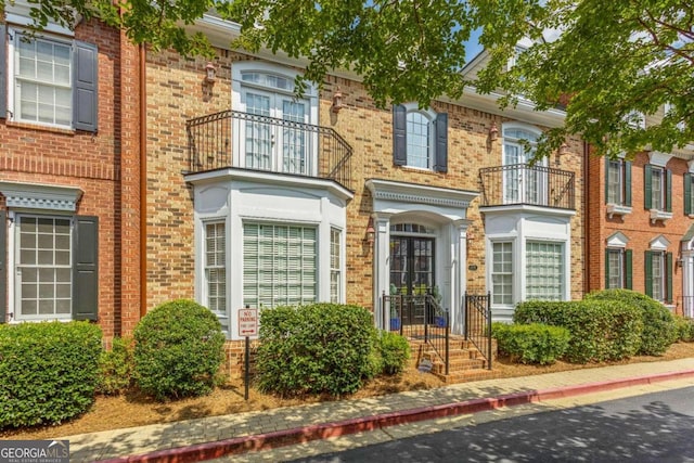 view of townhome / multi-family property