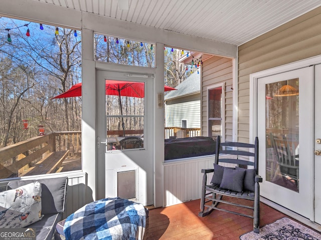 view of sunroom / solarium