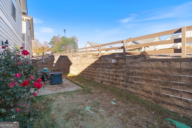 view of yard with a patio