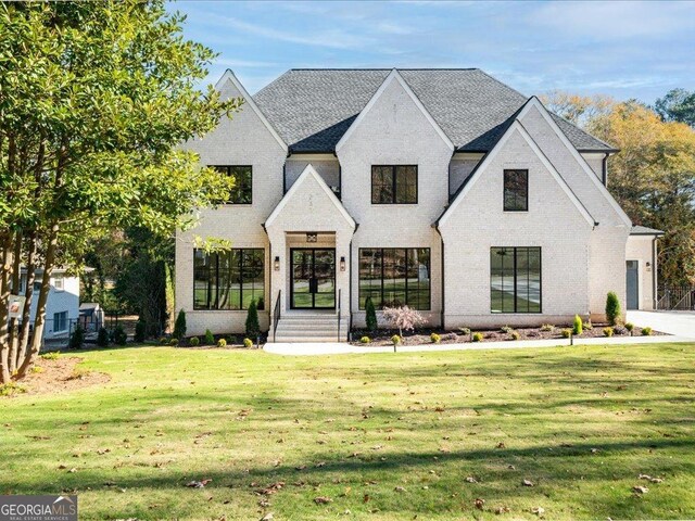 view of front of house with a front yard