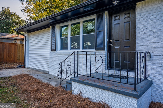 view of property entrance