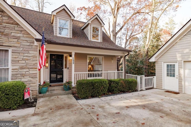 view of front of house featuring a porch