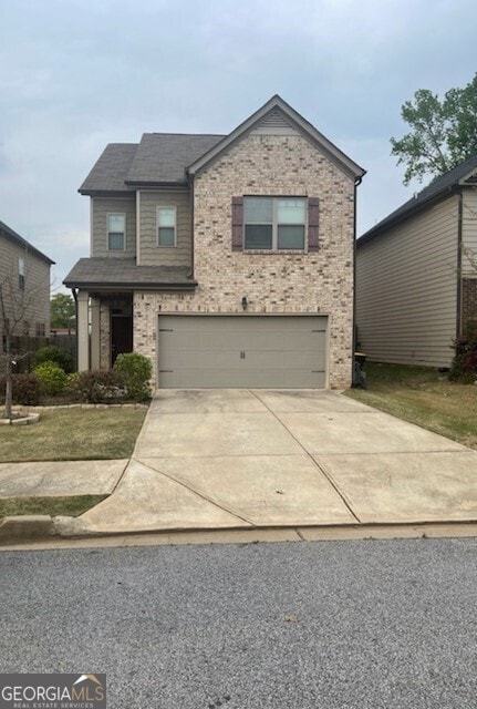 view of front facade with a garage