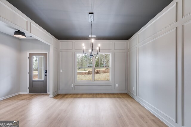 kitchen featuring decorative light fixtures