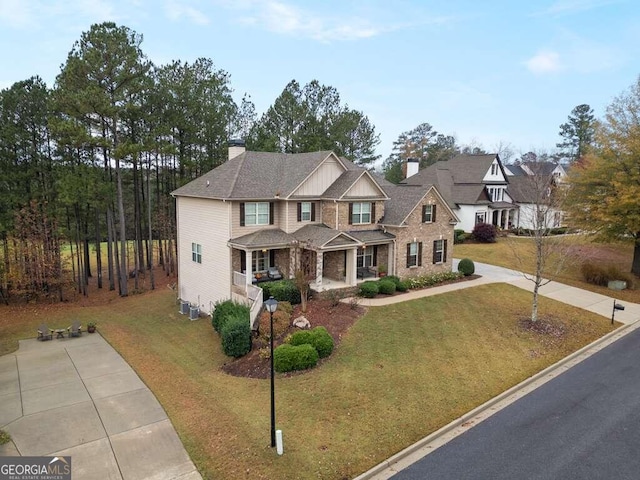 view of front of house with a front lawn