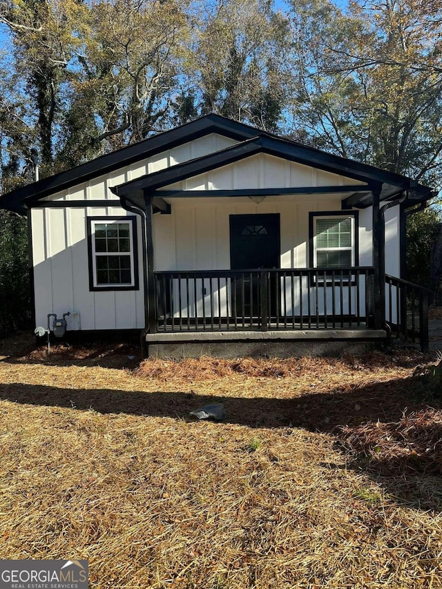 Listing photo 2 for 52 Scott St, Toccoa GA 30577