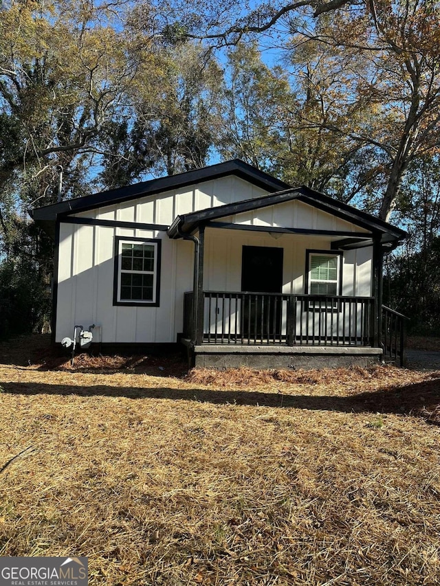 Listing photo 3 for 52 Scott St, Toccoa GA 30577