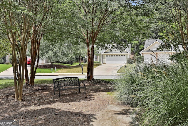 exterior space featuring a lawn