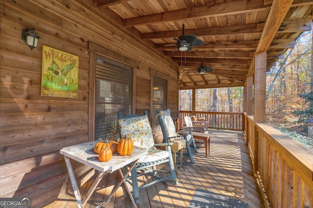 deck with ceiling fan