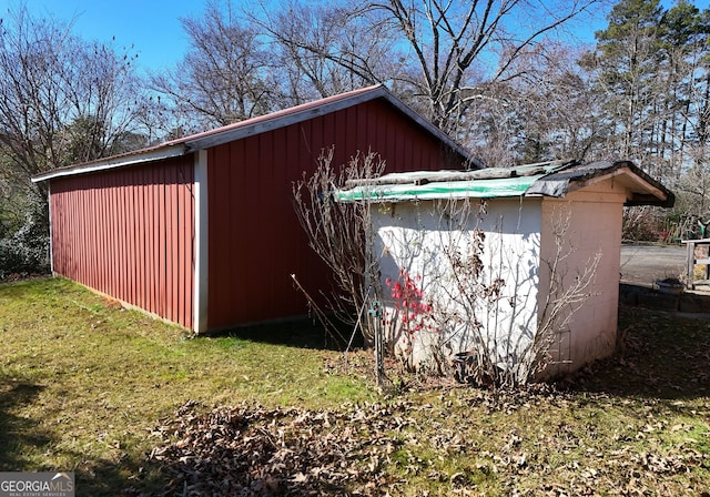 view of outdoor structure