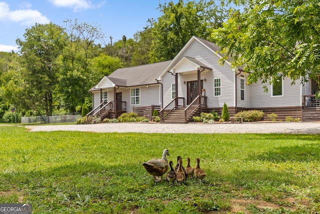 view of front of house with a front yard