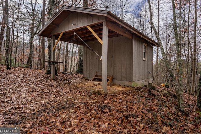 view of outdoor structure