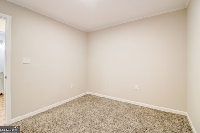 view of carpeted spare room