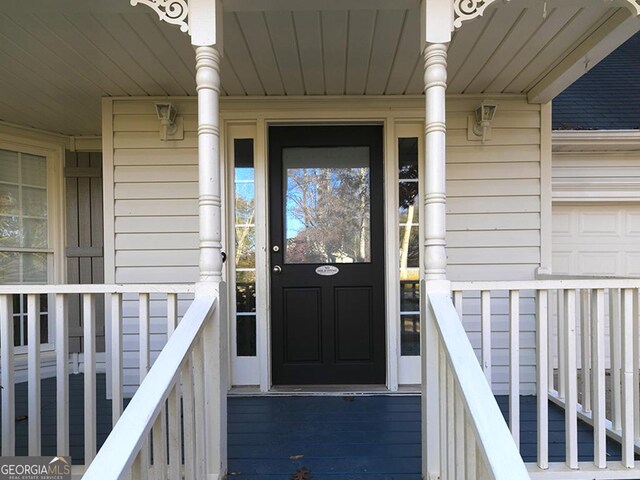 view of property entrance