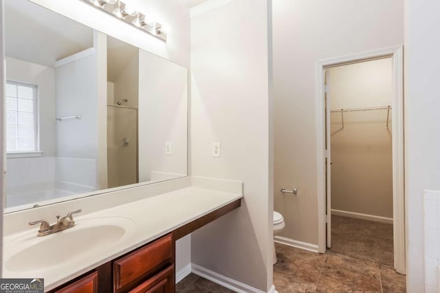 full bathroom featuring toilet, vanity, and shower with separate bathtub