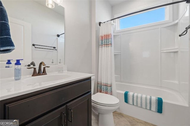 full bathroom featuring tile patterned flooring, vanity, shower / tub combo with curtain, and toilet