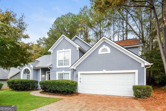 view of front facade with a garage