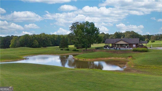 view of property's community featuring a water view