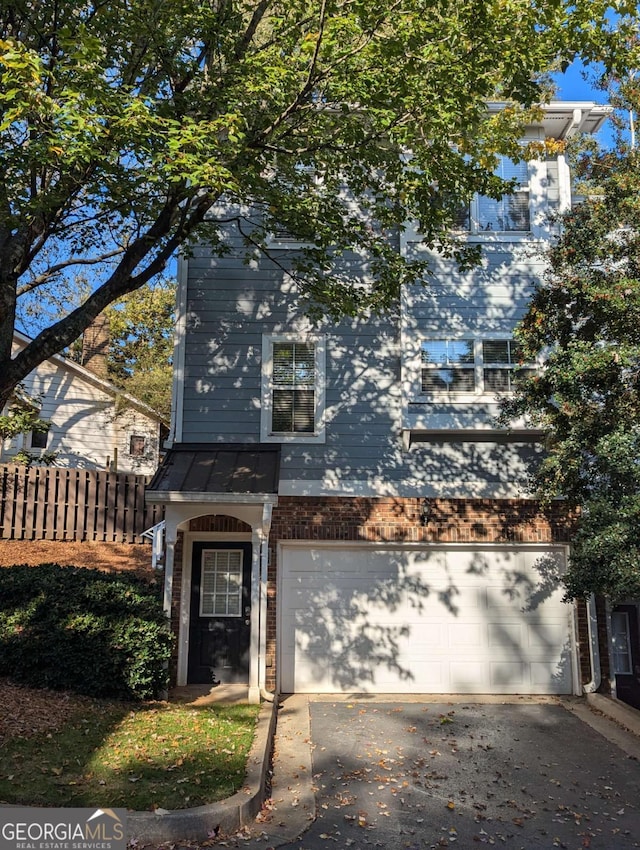 view of front facade with a garage