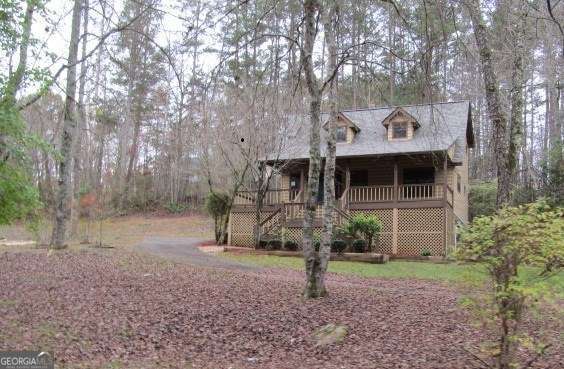 view of front of property with a porch