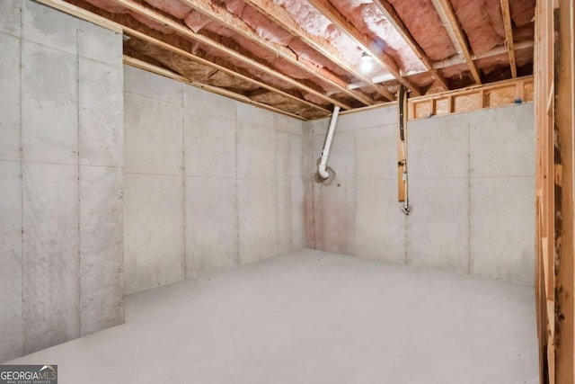 view of unfinished basement