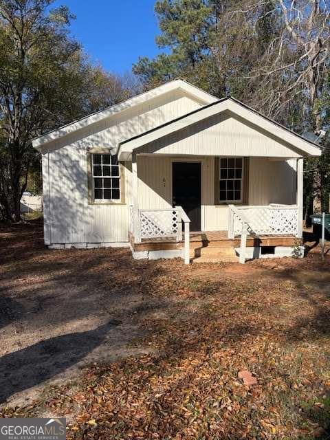 view of front of house with a porch