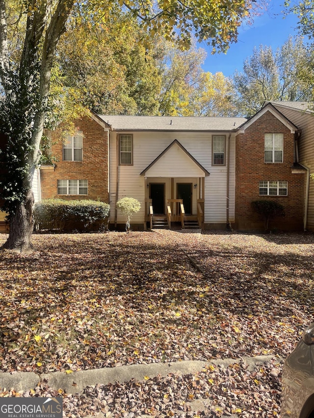 view of split foyer home