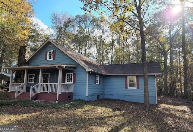 view of front of house featuring covered porch