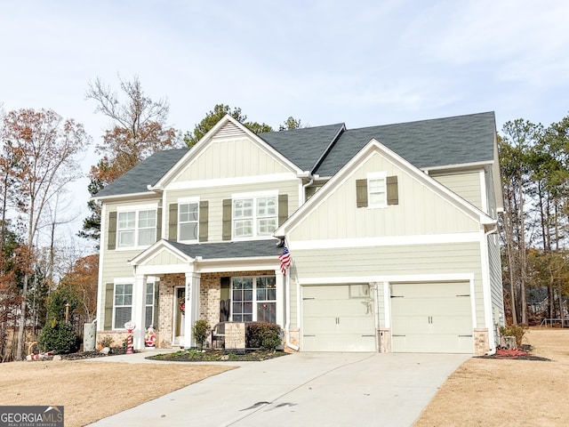 view of front of house featuring a garage