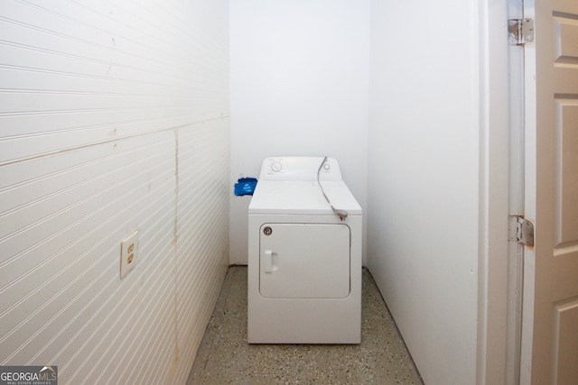 laundry area featuring washer / clothes dryer