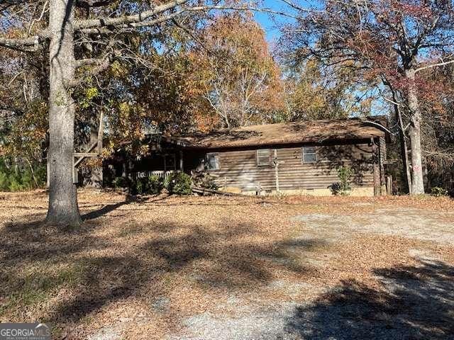 view of property exterior