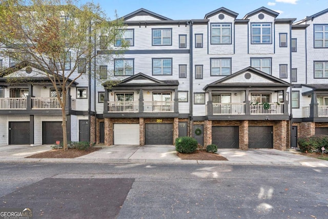 view of townhome / multi-family property