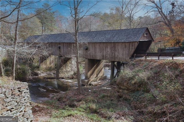 view of property exterior