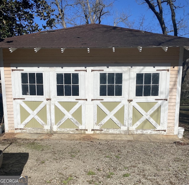 view of outbuilding