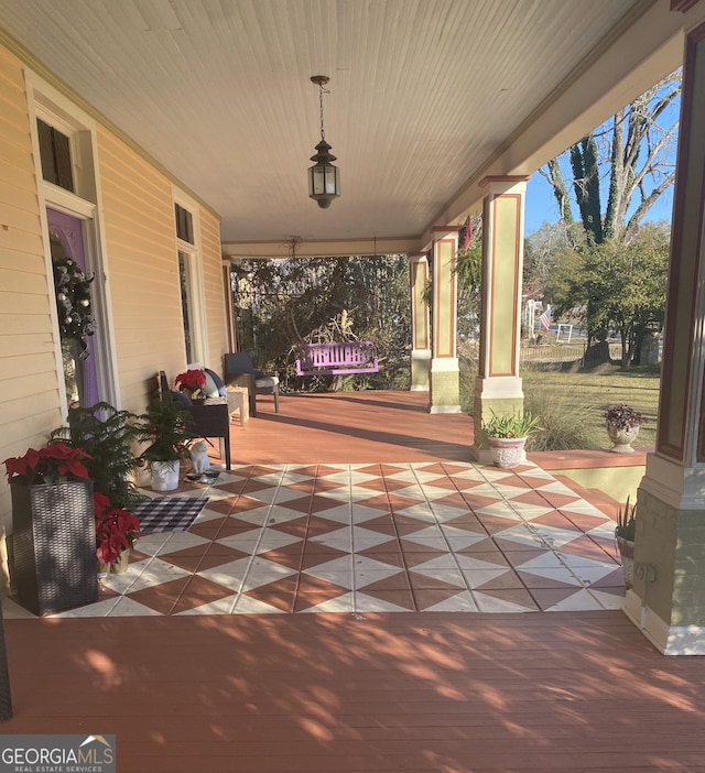 view of patio / terrace with covered porch