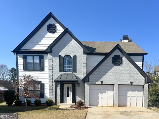 view of front of house featuring a garage