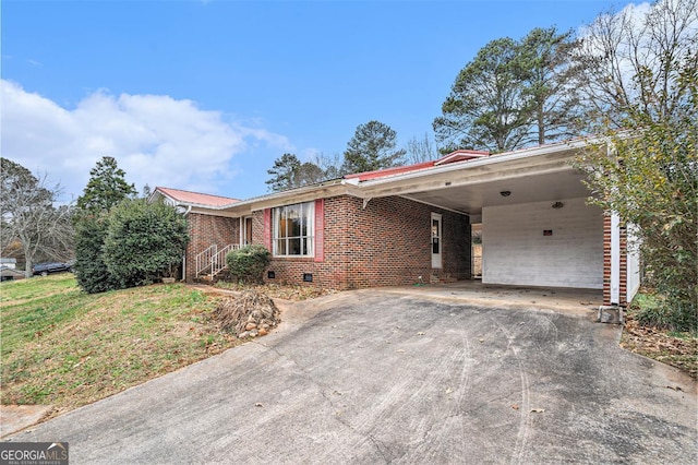 ranch-style house featuring a carport