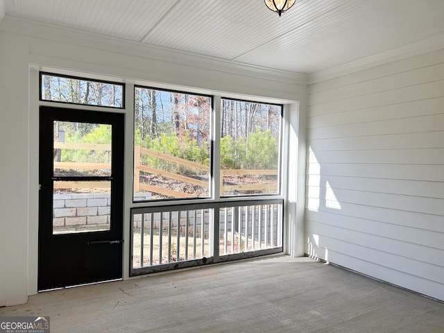 view of unfurnished sunroom