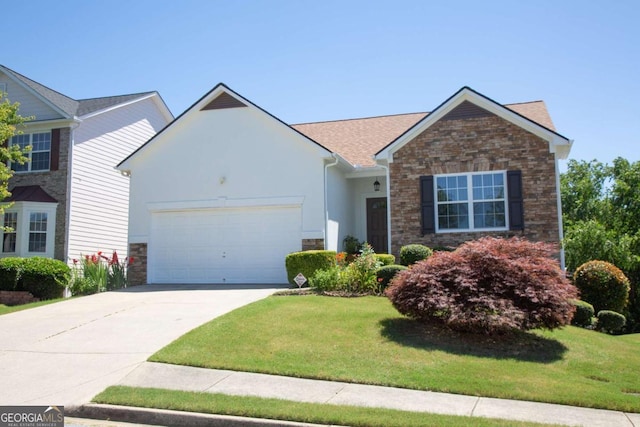 view of front facade featuring a front yard and a garage