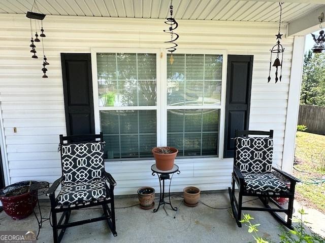 view of patio featuring covered porch