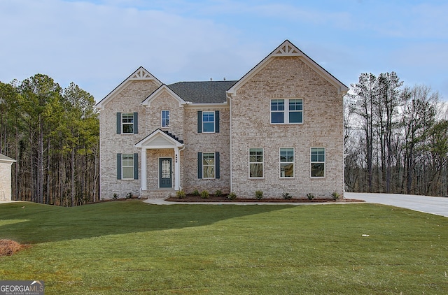 view of front of house with a front yard