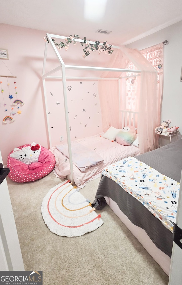 bedroom featuring carpet floors