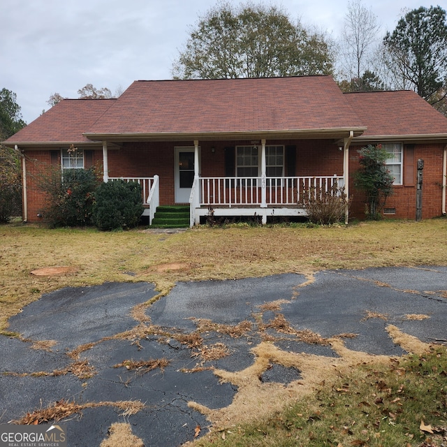 view of front of house with a porch