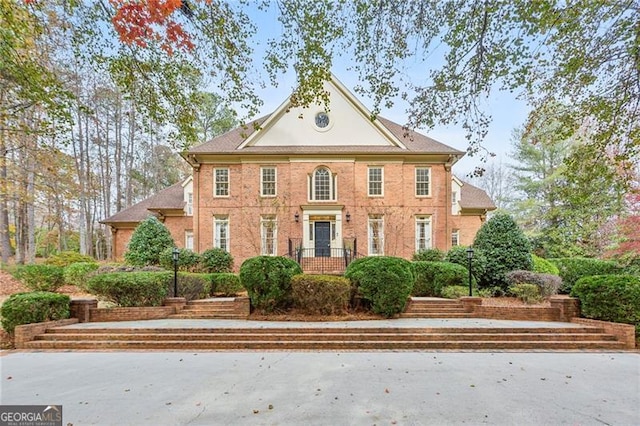 view of colonial inspired home